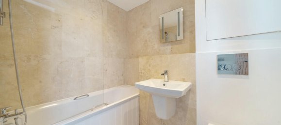 2 bedrooms Apartment in London, United Kingdom No. 7590 14