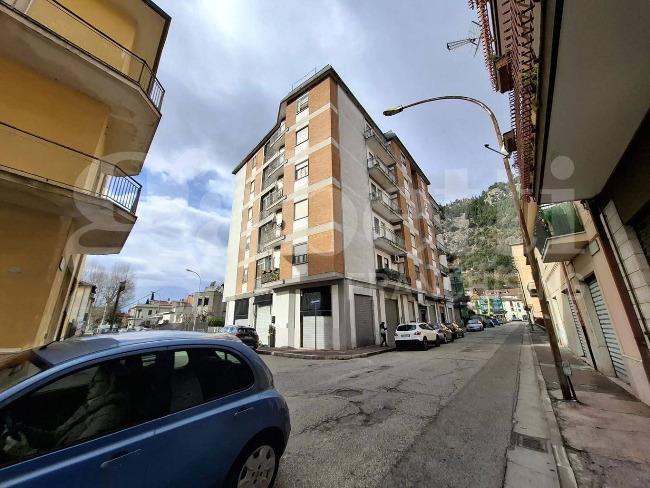3 bedrooms Apartment in Sora, Italy No. 163043