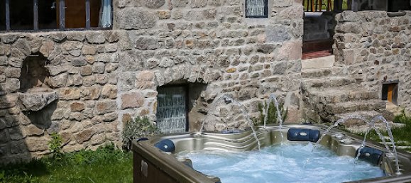 12 Schlafzimmer Haus in Nozieres, France, Nr. 208604 4