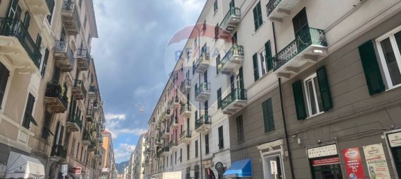 3 Schlafzimmer Wohnung in Savona, Italy, Nr. 337170 24