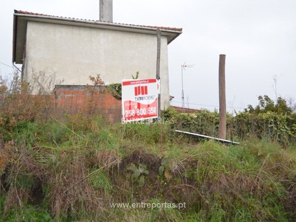 Grundstück in Lanheses, Portugal 332m², Nr. 64904