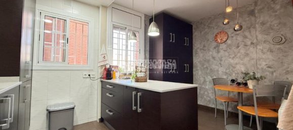 3 bedrooms Apartment in Sant Boi de Llobregat, Spain No. 171380 9