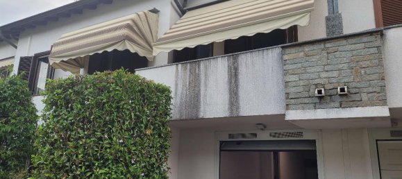 Casa de 3 habitaciónes en Fagnano Olona, Italy No. 92966 35