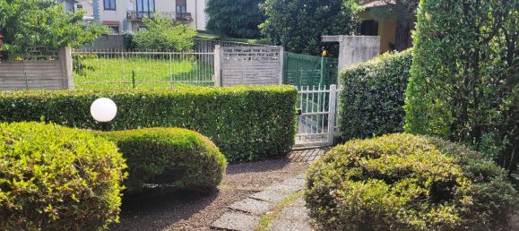 Casa de 3 habitaciónes en Fagnano Olona, Italy No. 92966 2