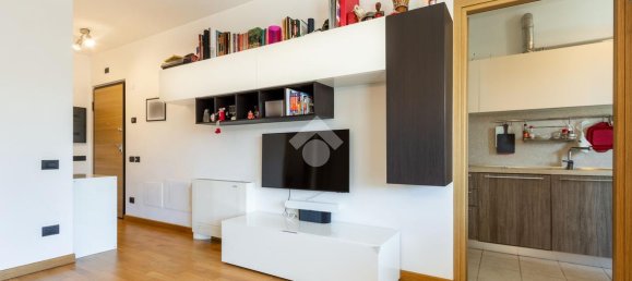 3 rooms Apartment in Rome, Italy No. 39318 16