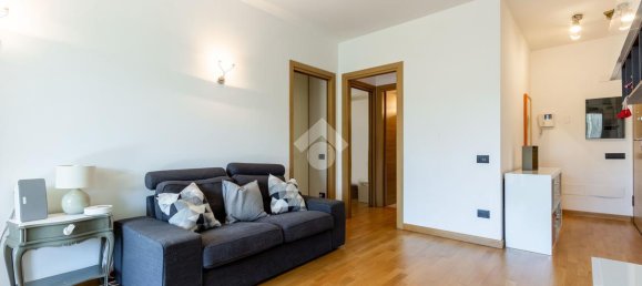 3 rooms Apartment in Rome, Italy No. 39318 13