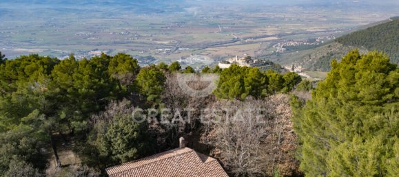 5 bedrooms House in Campello sul Clitunno, Italy No. 178523 28