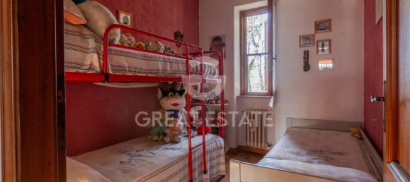 5 bedrooms House in Campello sul Clitunno, Italy No. 178523 25