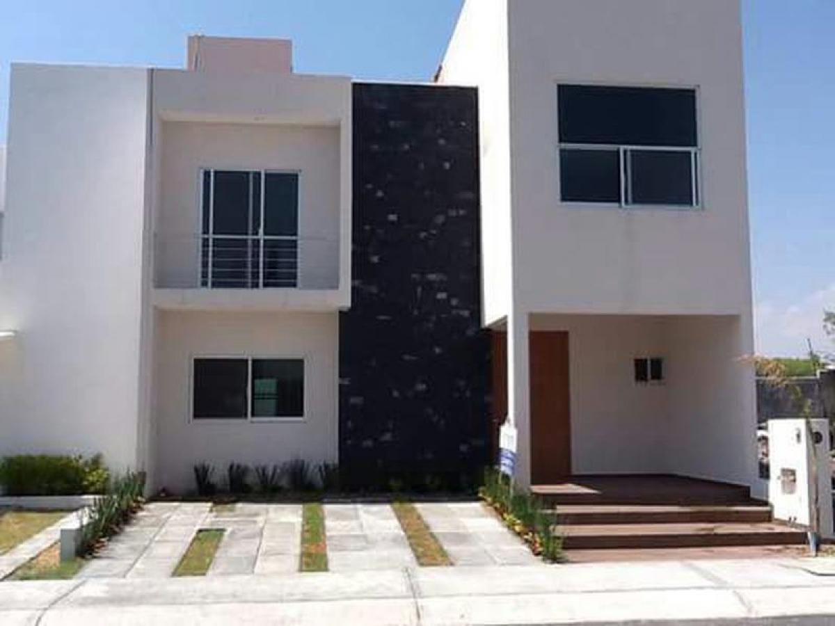 3 bedrooms House in Queretaro, Mexico No. 154935