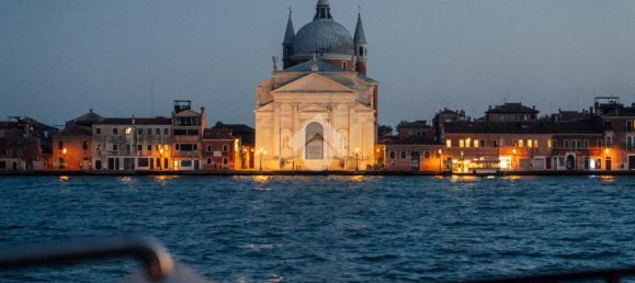 1 bedroom Apartment in Venice, Italy No. 109557 18