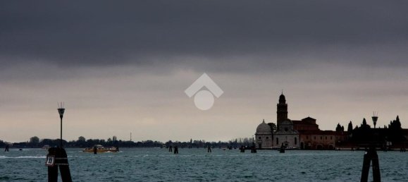 1 bedroom Apartment in Venice, Italy No. 109557 25