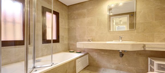 3 Schlafzimmer Wohnung in San Luis de Sabinillas, Spain, Nr. 31363 11