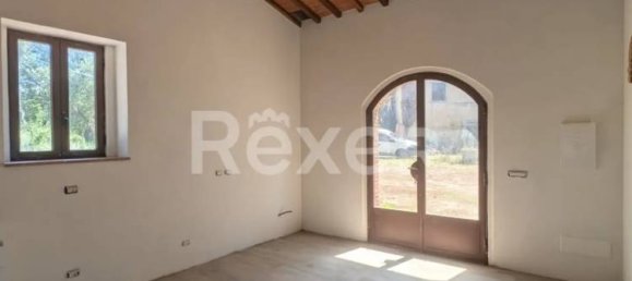 3 rooms House in San Gimignano, Italy No. 267486 5