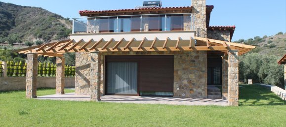 116m² Commercial property in Chalkidiki, Greece No. 7099 2