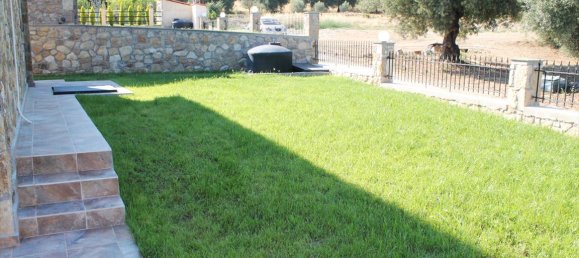 116m² Commercial property in Chalkidiki, Greece No. 7099 3