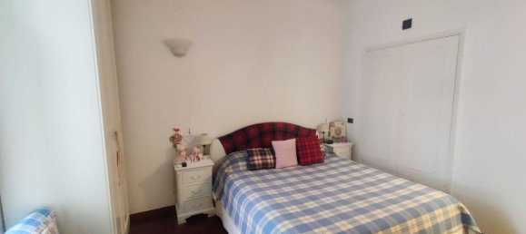 3 rooms Apartment in Naples, Italy No. 30347 8