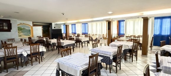 Коммерческая недвижимость 450м² в Турин, Италия № 327705 13