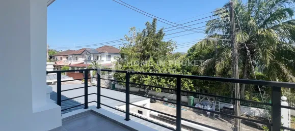 4 bedrooms House for sale in Chalong, Phuket, Southern Thailand, Thailand № 77776 19
