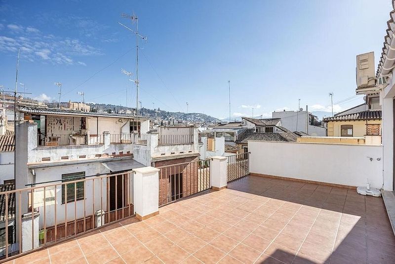 4 غرف نوم بانتهاوس في Granada, Spain رقم 233541