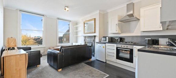 2 bedrooms Apartment in London, United Kingdom No. 3836 4