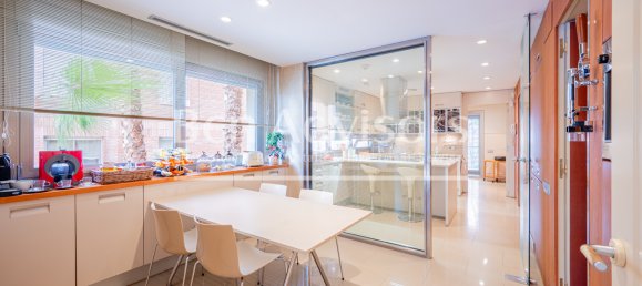 5 bedrooms Apartment in Barcelona, Spain No. 164216 15