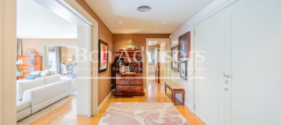 5 bedrooms Apartment in Barcelona, Spain No. 164216 12