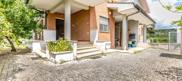 Villa de 5 habitaciónes en Sezze, Italy No. 301162 3