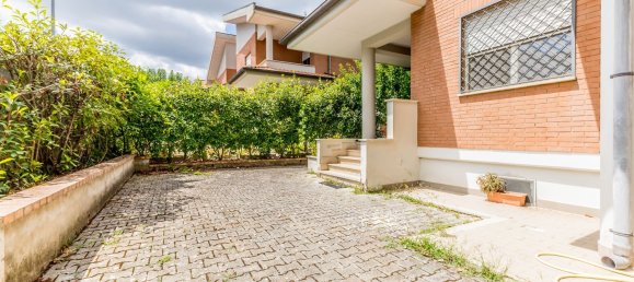 Villa de 5 habitaciónes en Sezze, Italy No. 301162 2