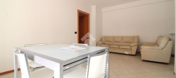 Квартира с 3 спальнями в Кампобассо, Италия № 339544 4