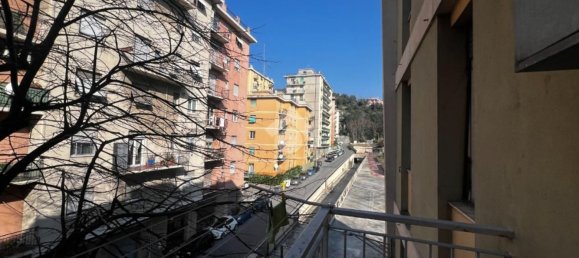 4 غرف نوم شقة في Genoa, Italy رقم 379596 8