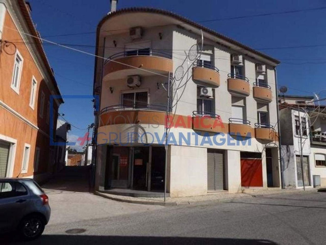 Gewerbliche Immobilie in Santarem, Portugal 242m², Nr. 71659