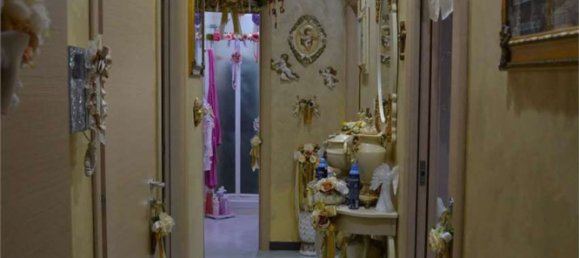 5 rooms Apartment in Acerra, Italy No. 303808 2