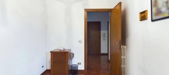 Apartamento de 3 dormitorios en Guidonia Montecelio, Italy No. 160758 10