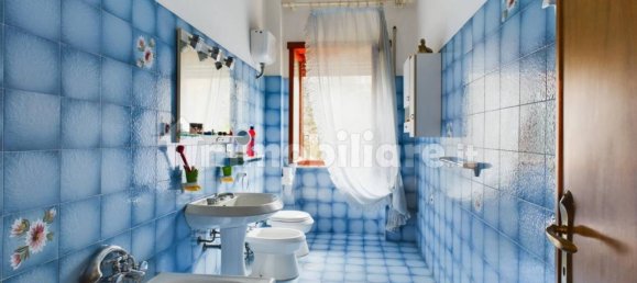 Apartamento de 3 dormitorios en Guidonia Montecelio, Italy No. 160758 14