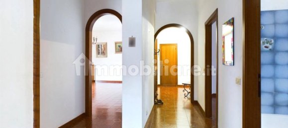 Apartamento de 3 dormitorios en Guidonia Montecelio, Italy No. 160758 17