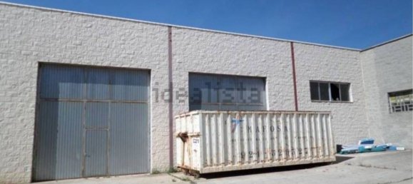 Almacén en Medina del Campo, Spain 910 m² No. 108360 7