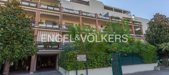 2 rooms Apartment in Rome, Italy No. 131324 23