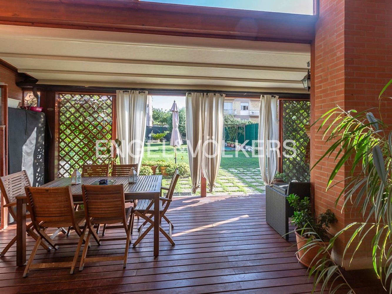 2 rooms Apartment in Rome, Italy No. 131324