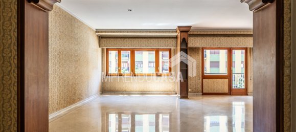 Apartamento T7 em Palermo, Italy N.º 326366 8