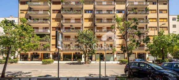 Apartamento T7 em Palermo, Italy N.º 326366 2