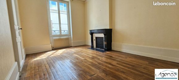 Adosado de 3 dormitorios en Chateaudun, France No. 98157 4