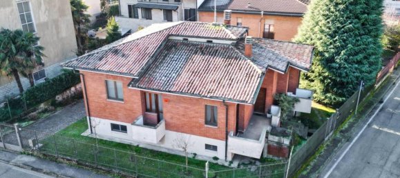 4-salle Villa à Melegnano, Italy No. 25755 33