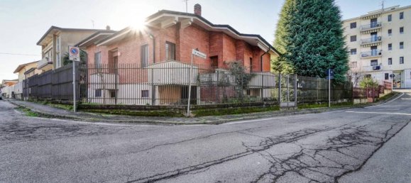 4-salle Villa à Melegnano, Italy No. 25755 24