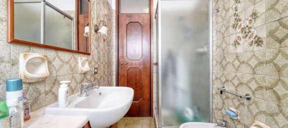 4-salle Villa à Melegnano, Italy No. 25755 11