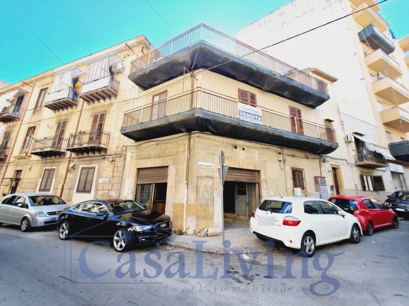 3غرفة بناية في Palermo, Italy رقم 296563