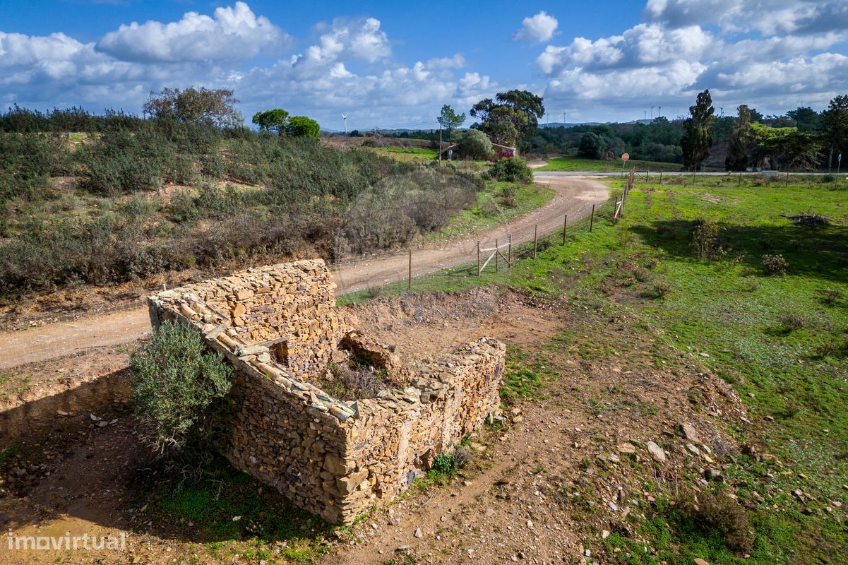  قطعة أرض في Bordeira, Portugal 295500متر مربع رقم 226252