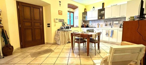 3 rooms House in Prato, Italy No. 65034 5