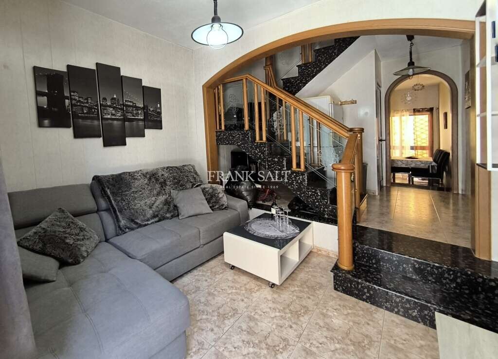 2 bedrooms House in Birzebbuga, Malta No. 1974