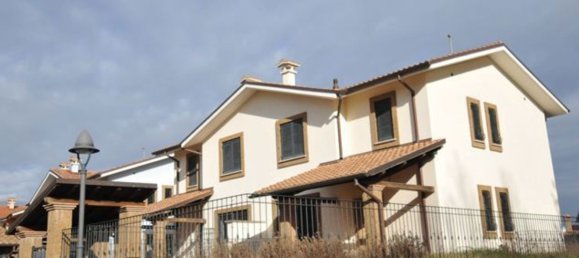 3 rooms Villa in Civita Castellana, Italy No. 142768 3