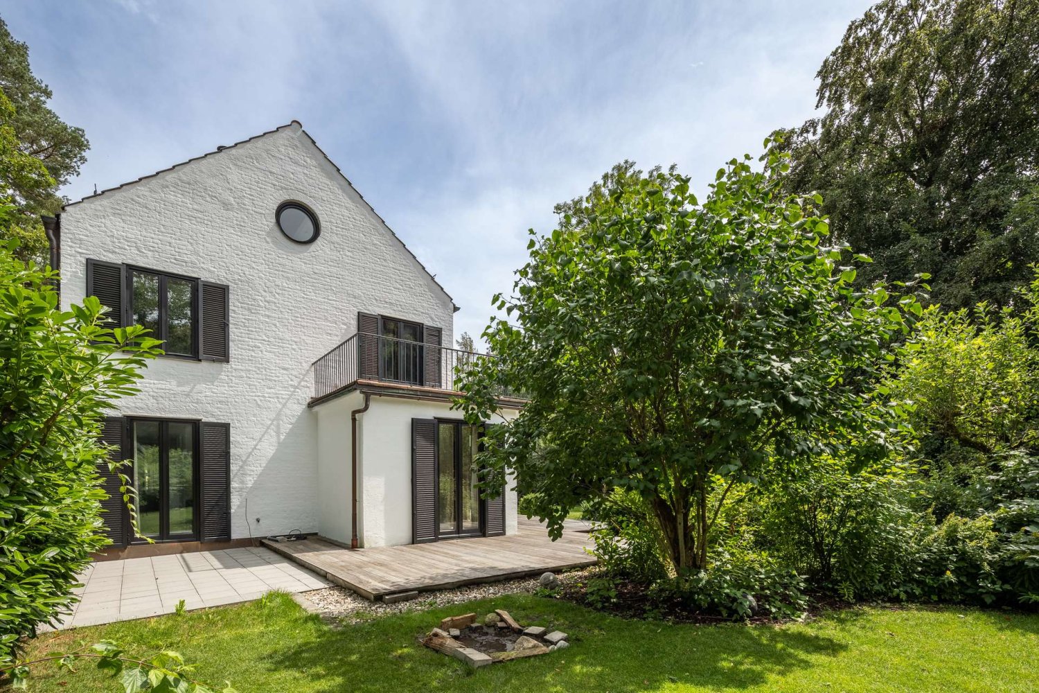 Вилла с 6 спальнями в Мюнхен, Германия № 131699